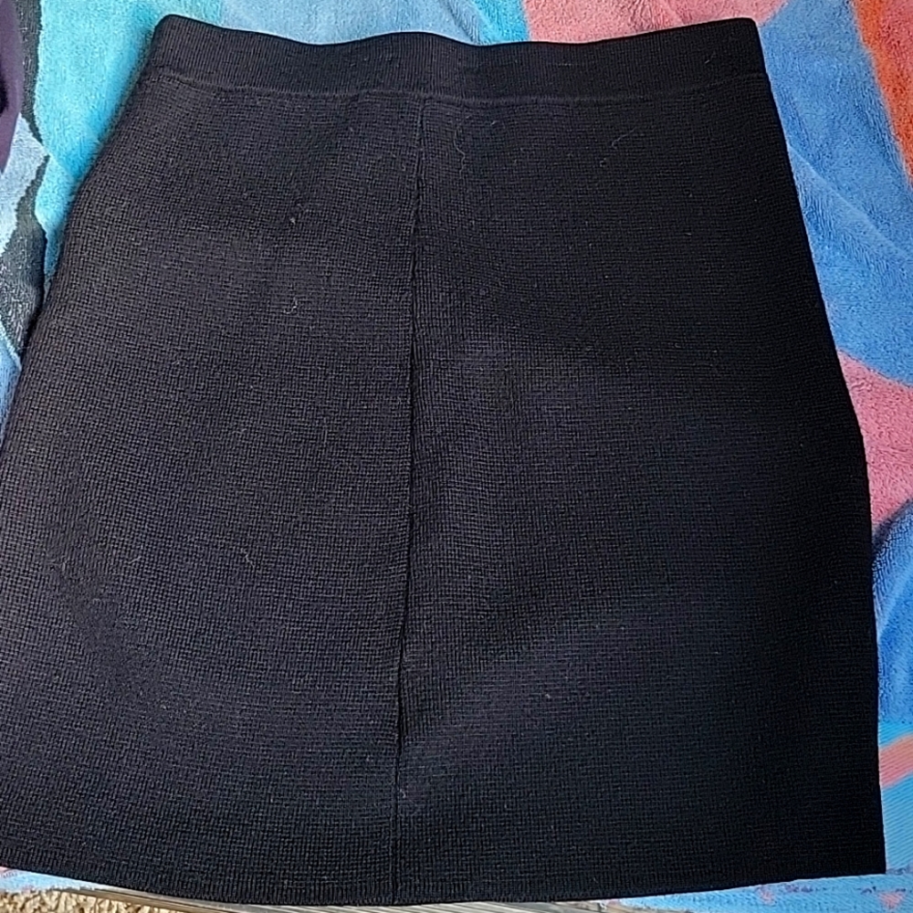 Black loft small skirt